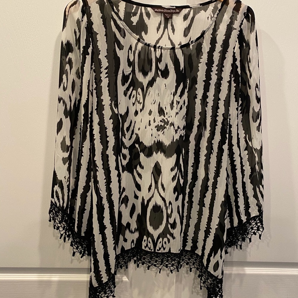 Sienna Rose crocheted bottom tunic